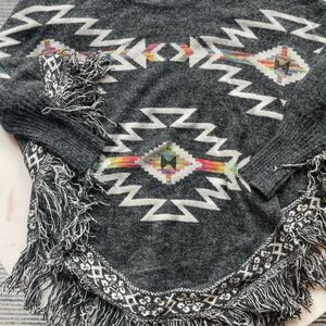 Gray Patterned Women's Poncho